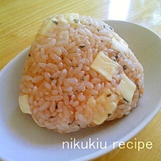 簡単おいしい！チーズケチャップおにぎり